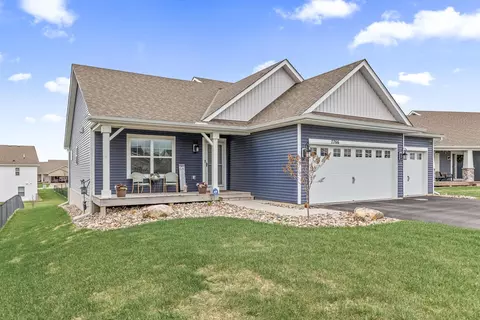 7766 206th St W, Lakeville, MN 55044