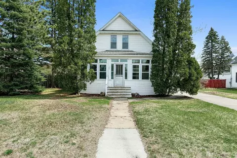 407 3rd St SE, Little Falls, MN 56345