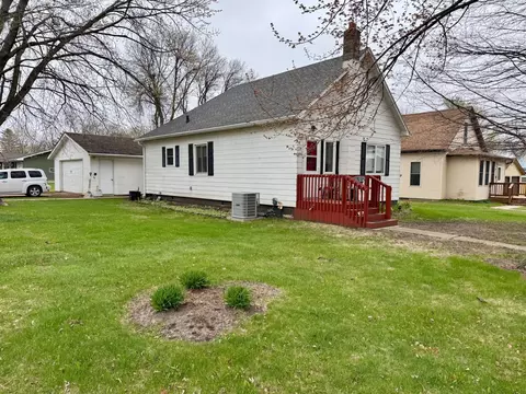 455 Birch Ave, Westbrook, MN 56183