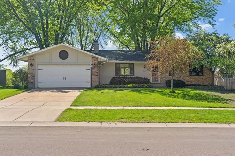 13621 Fairlawn Ave, Apple Valley, MN 55124
