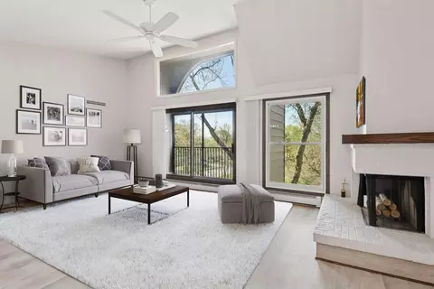 9600 Portland Ave S #322, Bloomington, MN 55420