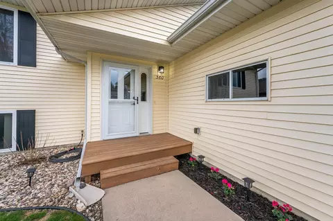 Exterior - 360 River Bluff Dr, Windom, MN 56101 photo 4 of 11