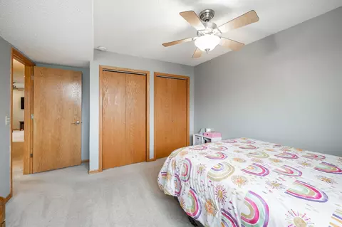 Bedroom - 360 River Bluff Dr, Windom, MN 56101 photo 4 of 7