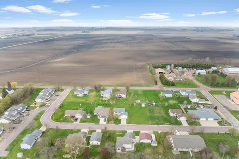 View/Area - 360 River Bluff Dr, Windom, MN 56101 photo 1 of 11
