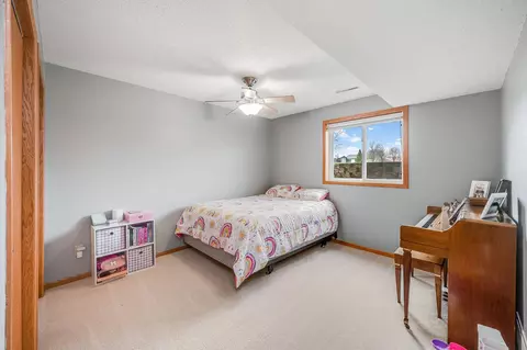 Bedroom - 360 River Bluff Dr, Windom, MN 56101 photo 5 of 7