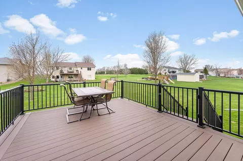 Exterior - 360 River Bluff Dr, Windom, MN 56101 photo 8 of 11