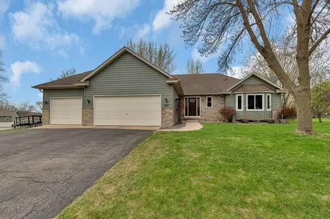 8782 Narcissus Ln N, Maple Grove, MN 55311