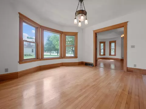 Living - 1402 Broadway, Wheaton, MN 56296 photo 5 of 6