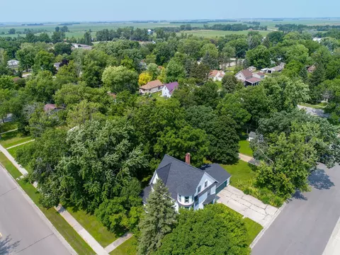 View/Area - 1402 Broadway, Wheaton, MN 56296 photo 1 of 10