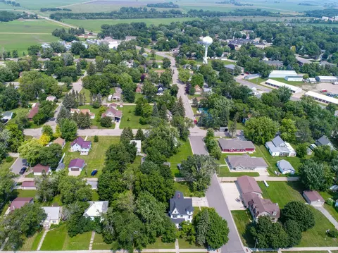 View/Area - 1402 Broadway, Wheaton, MN 56296 photo 5 of 10