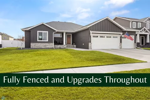 3682 Merrifield Dr S, Fargo, ND 58104