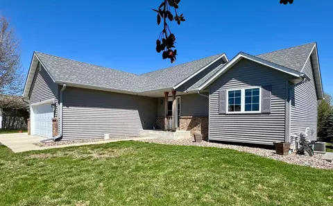 511 Grindstone Ln, Dundas, MN 55019 photo 3