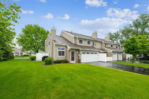 705 85th Ln NW #5, Coon Rapids, MN 55433