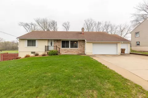 1505 16th St SW, Austin, MN 55912