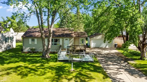 1791 Lois Dr, Shoreview, MN 55126
