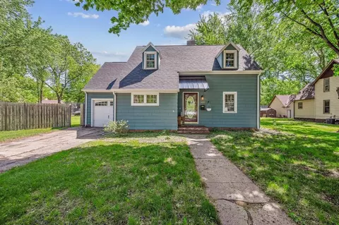 1425 3rd Ave, Windom, MN 56101