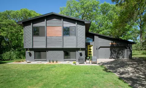 2585 White Oak Cir, Monticello, MN 55362