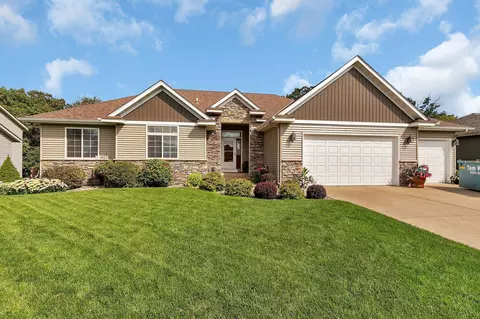 3160 Orchid Dr NE, Sauk Rapids, MN 56379