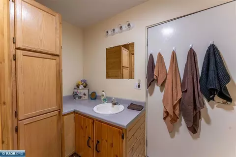 Bath - 1317 N Highway 21, Ely, MN 55731 photo 1 of 4