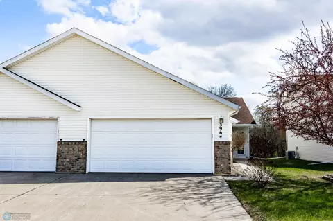 3964 33rd St S, Fargo, ND 58104