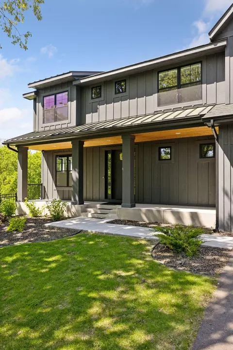 14914 Highwood Dr, Minnetonka, MN 55345