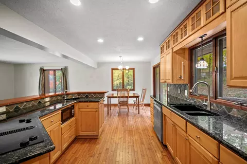 935 3rd St NE, Faribault, MN 55021 photo 8