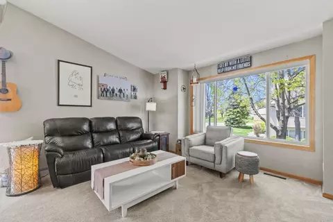 1333 S Trail Dr, Faribault, MN 55021 photo 5