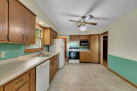 15281 331st St, Avon, MN 56310 photo 5