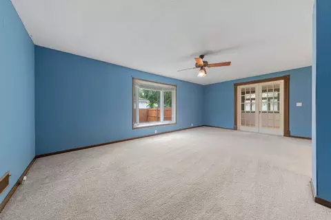Living - 314 4th Ave SE, Mapleton, MN 56065 photo 4 of 7