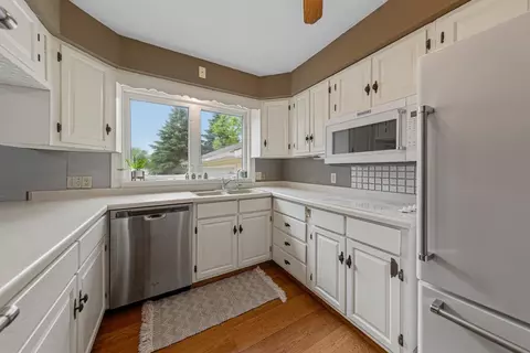 Kitchen - 314 4th Ave SE, Mapleton, MN 56065 photo 2 of 4