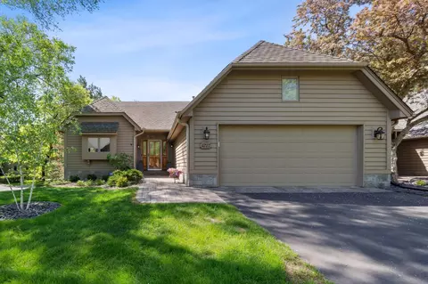 4727 Bouleau Rd, White Bear Lake, MN 55110
