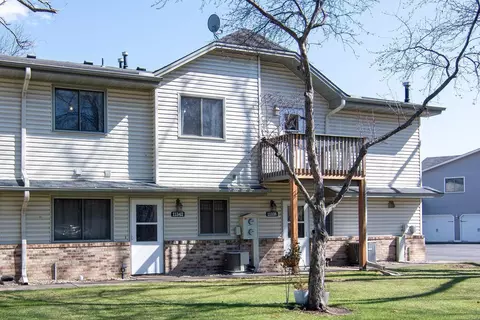 11342 Ibis St NW, Coon Rapids, MN 55433