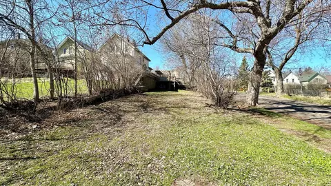 Exterior - 2856 Wicklow St, Duluth, MN 55806 photo 10 of 12