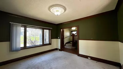 Living - 2856 Wicklow St, Duluth, MN 55806 photo 3 of 3