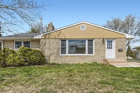 2121 5th St E, Saint Paul, MN 55119