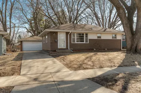2600 14th Ave NW, Rochester, MN 55901