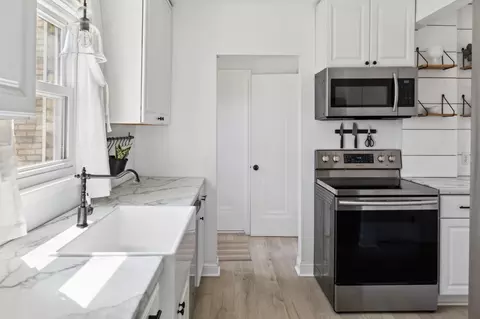Kitchen - 624 Bluff Ave, Brainerd, MN 56401 photo 5 of 5