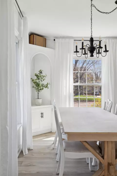 Dining - 624 Bluff Ave, Brainerd, MN 56401 photo 2 of 4