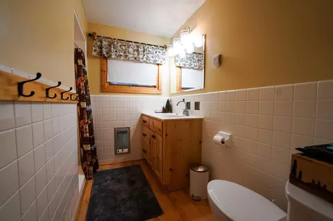 Bath - 2239 Birch Point Rd, Tower, MN 55790 photo 1 of 2