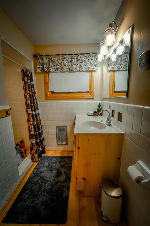 Bath - 2239 Birch Point Rd, Tower, MN 55790 photo 2 of 2