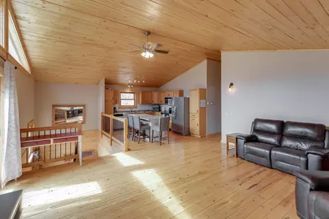 8667 Pine Cir, Pequot Lakes, MN 56472 photo 9