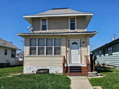 214 2nd Ave N, Wahpeton, ND 58075
