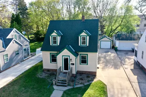 517 6th St SW, Willmar, MN 56201