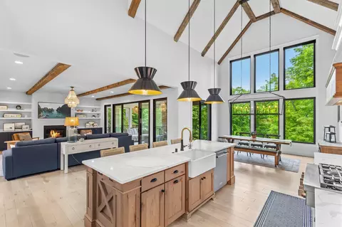 6480 Hawks Pointe Ln, Excelsior, MN 55331 photo 9