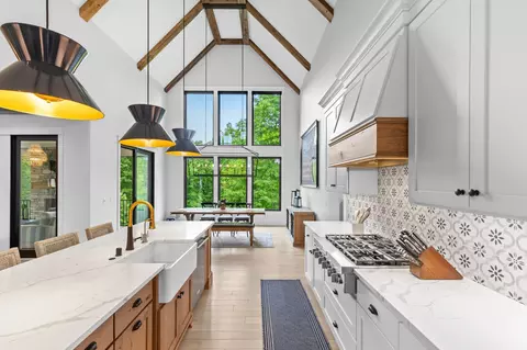 6480 Hawks Pointe Ln, Excelsior, MN 55331 photo 10