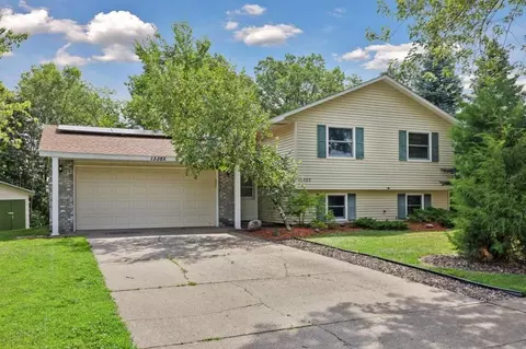 13382 Ferris Ave, Apple Valley, MN 55124