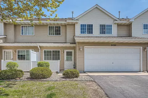 2492 Yellowstone Dr #82, Hastings, MN 55033