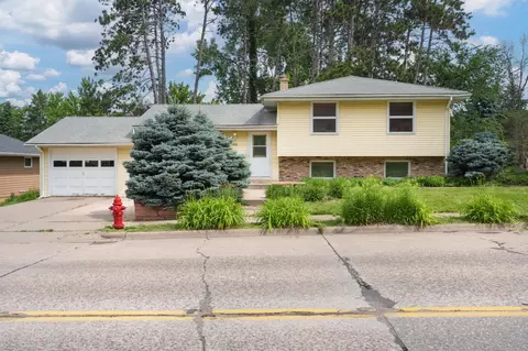 1920 Pine St W, Stillwater, MN 55082