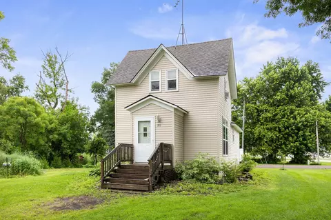 211 Bowman St, Stewart, MN 55385