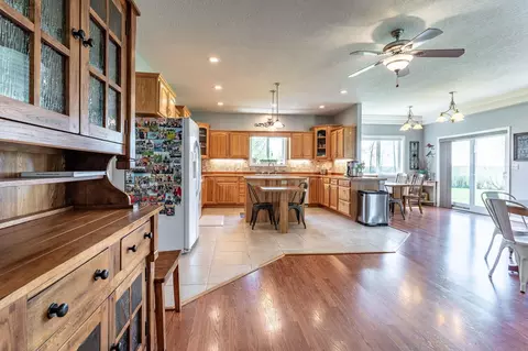 204 Meadow Cir, Ashby, MN 56309 photo 8